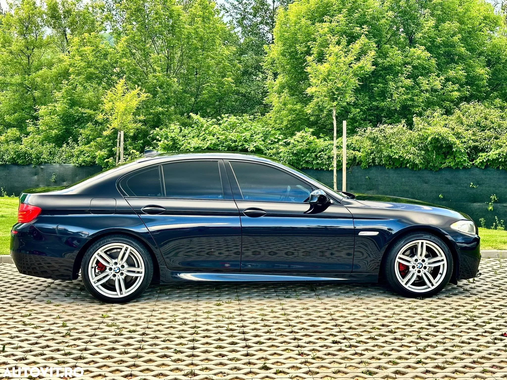 BMW Seria 5 520d - 8