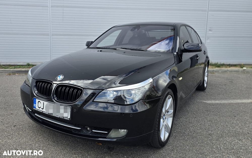 BMW Seria 5 530d xDrive Aut. - 9