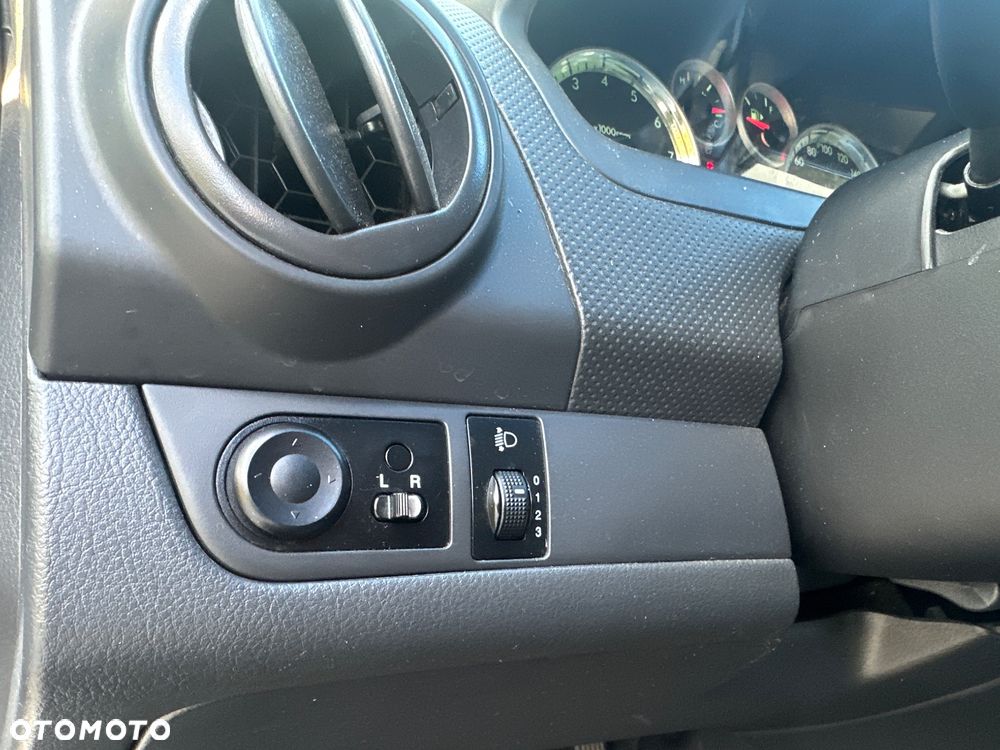 Chevrolet Aveo 1.2 LS - 21