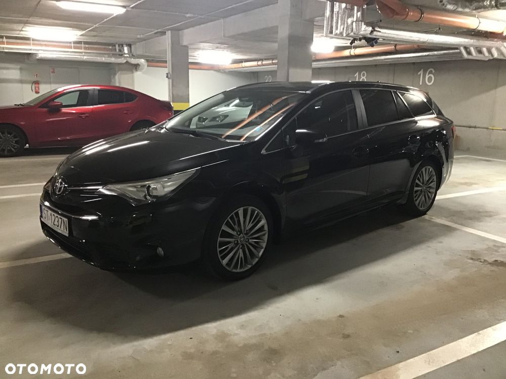 Toyota Avensis 1.8 Premium MS - 34