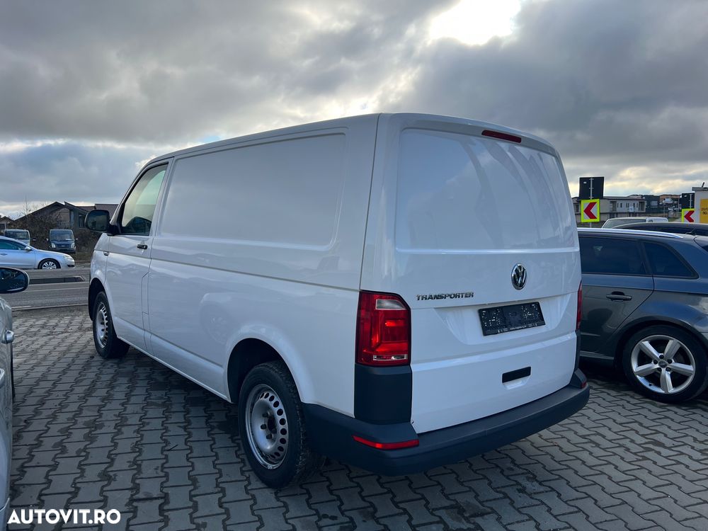Volkswagen Transporter - 3