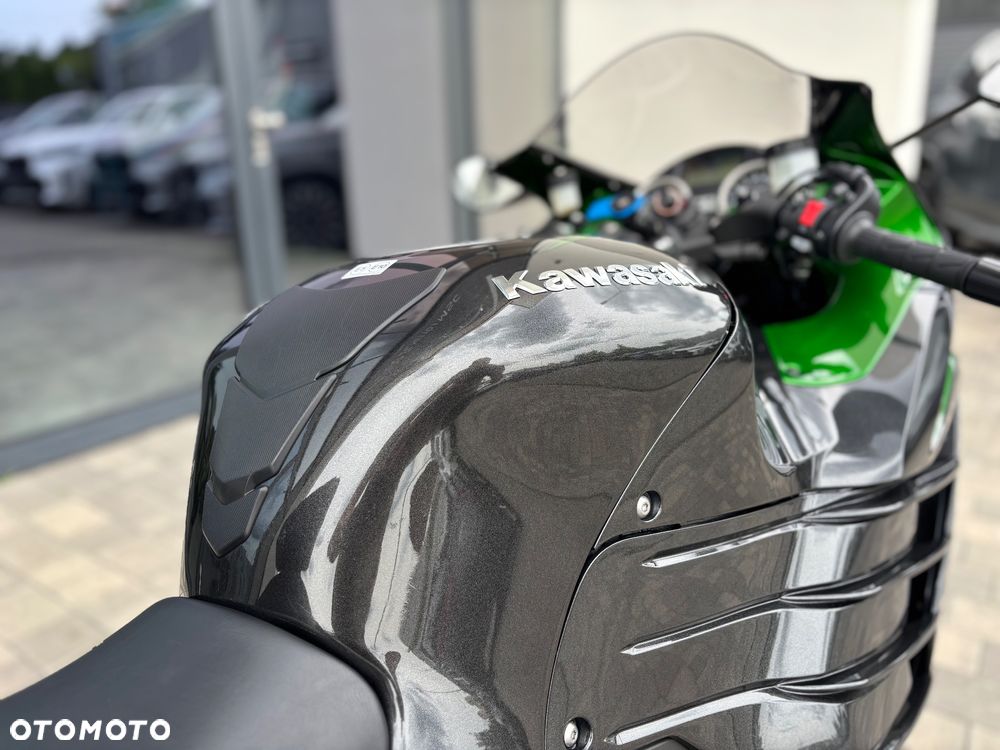Kawasaki ZZR - 9