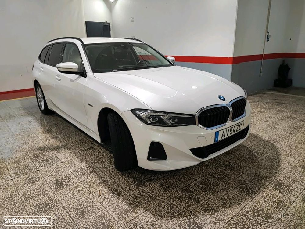 BMW 320 e Pack Essence Auto - 4