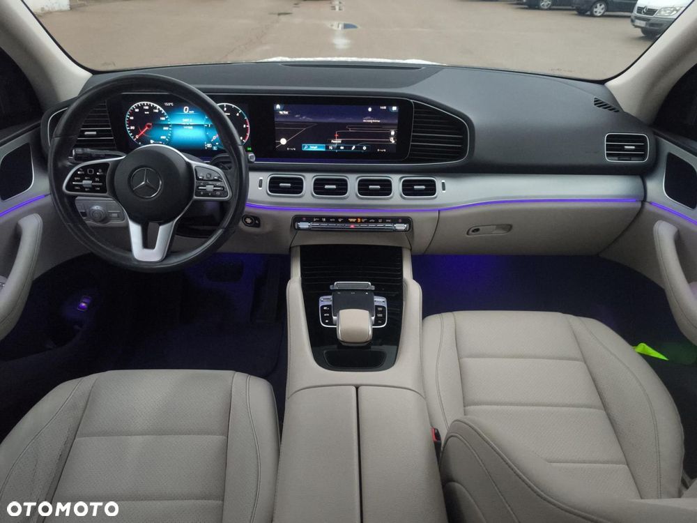 Mercedes-Benz GLE - 11