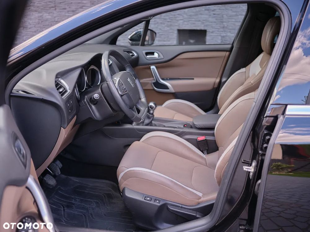 DS Automobiles DS 4 - 6