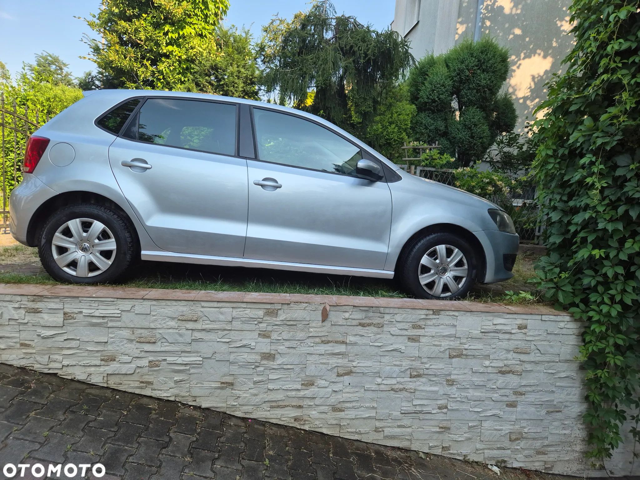 Volkswagen Polo 1.4 FSI Comfortline - 1