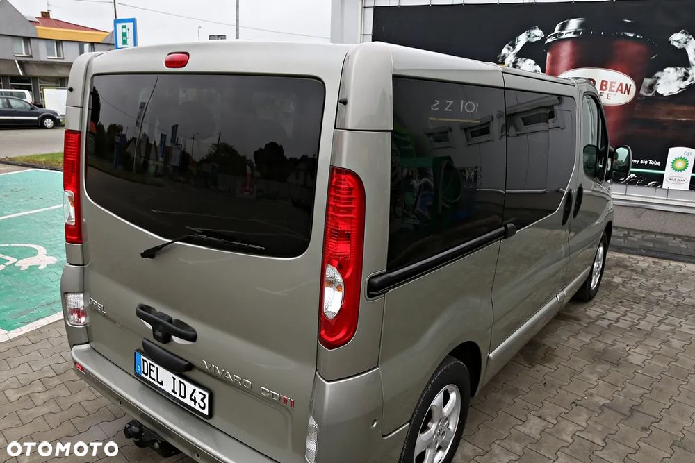 Opel Vivaro - 12