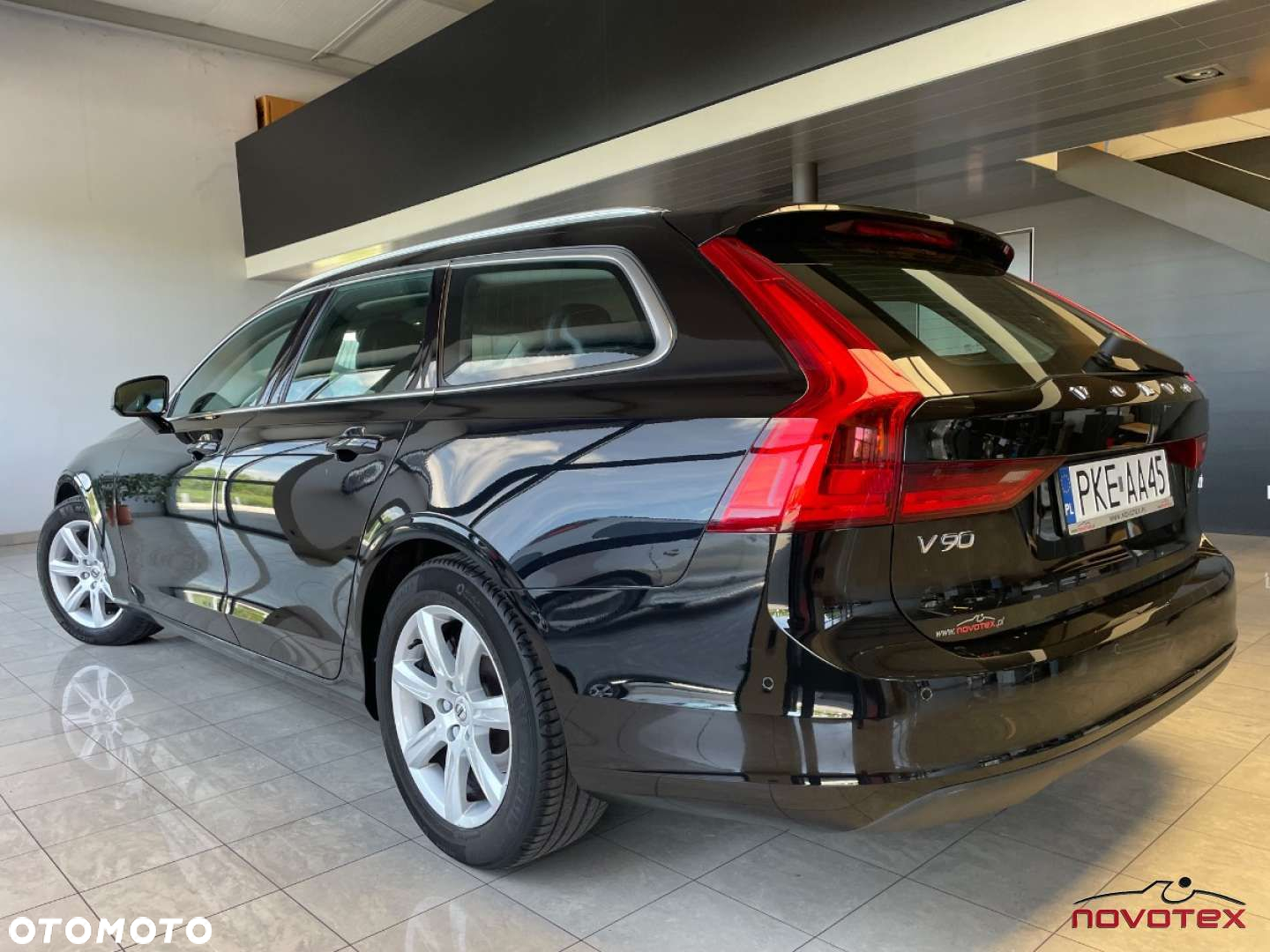 Volvo V90 D3 Momentum - 5