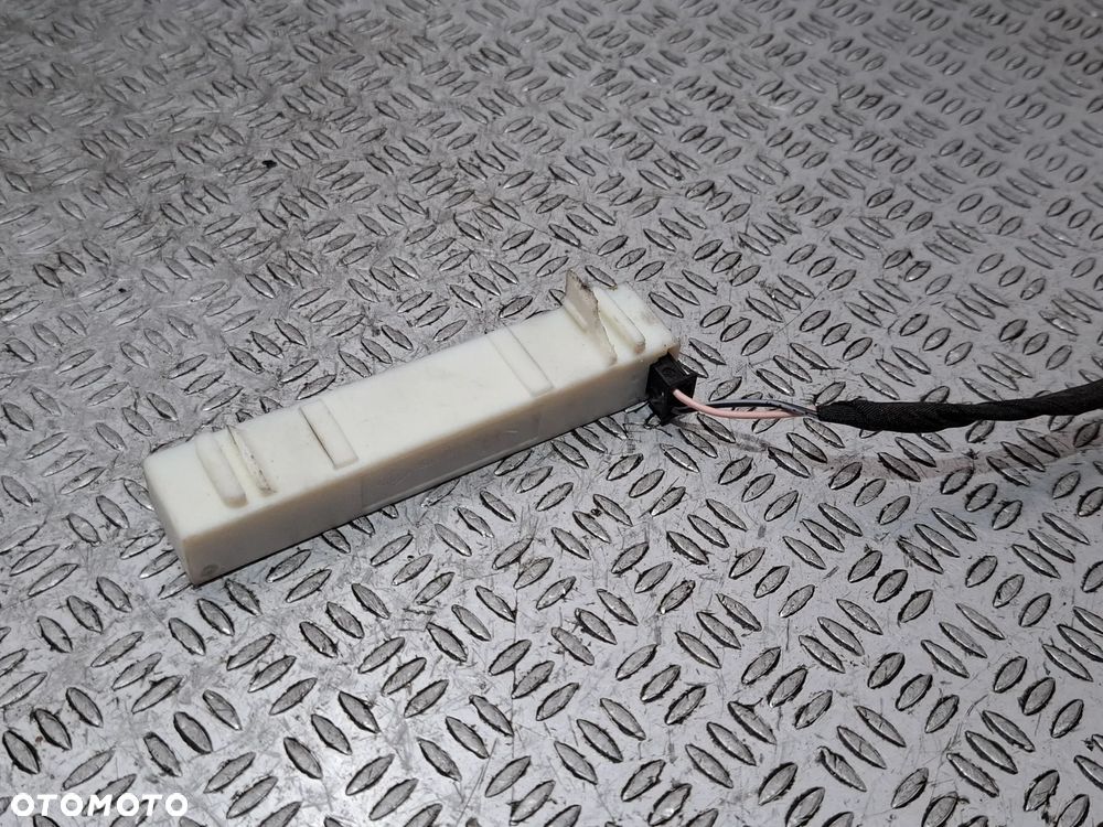 Czujnik anteny Renault 2009 rok nr 285900006R - 3