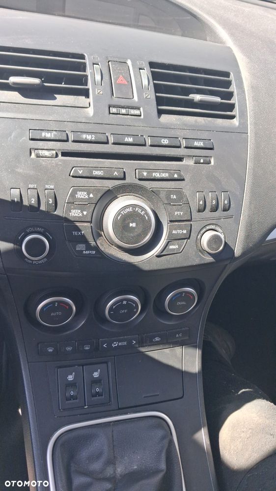 Mazda 3 1.6 CD Exclusive + - 13