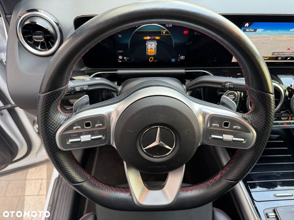 Mercedes-Benz GLA 200 AMG Line - 18