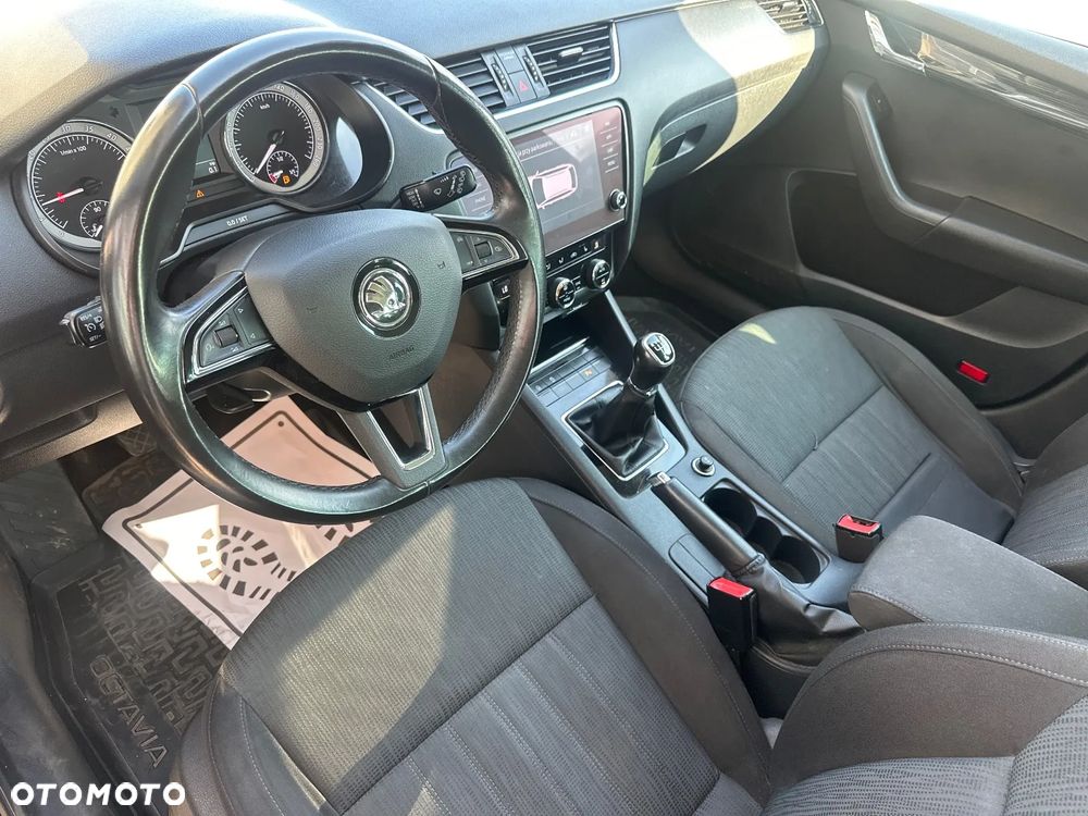 Skoda Octavia 2.0 TDI Style - 22