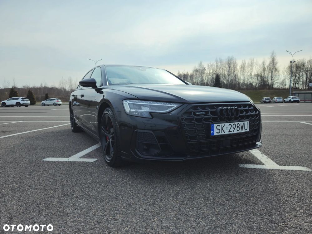 Audi A8 - 7