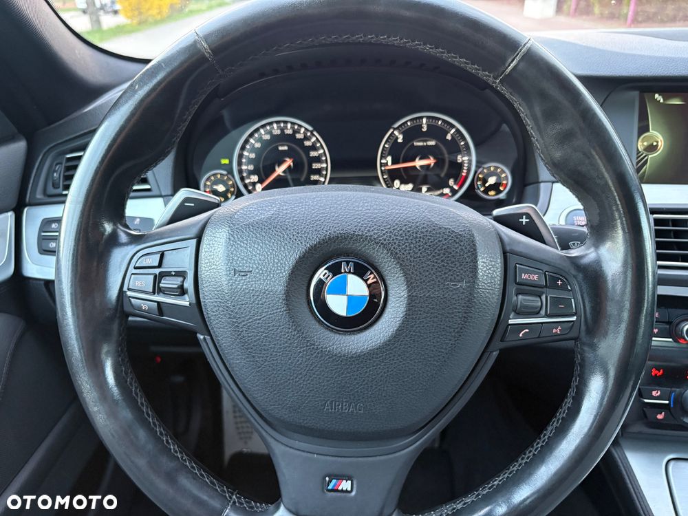 BMW Seria 5 525d Sport-Aut Modern Line - 14