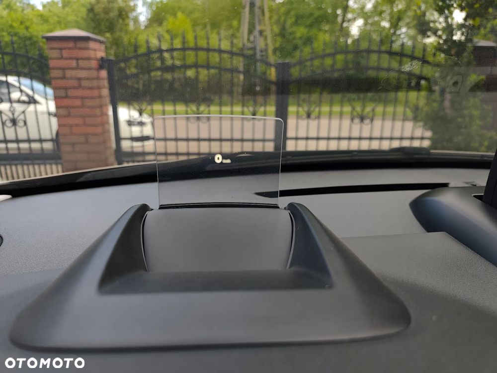 Peugeot 3008 1.6 BlueHDi Allure S&S - 22