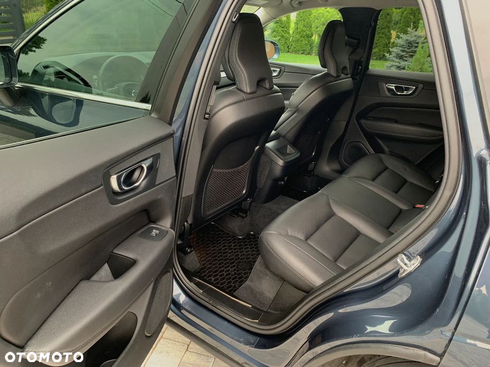 Volvo XC 60 D4 Drive-E Momentum - 18