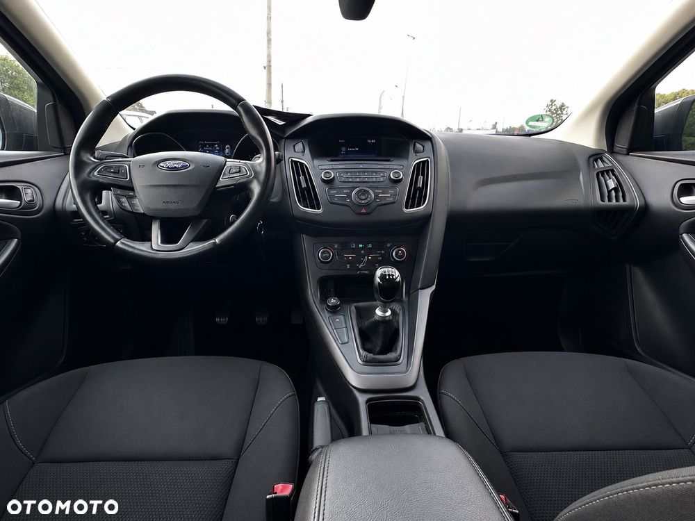 Ford Focus 1.0 EcoBoost Gold X (Trend) - 8