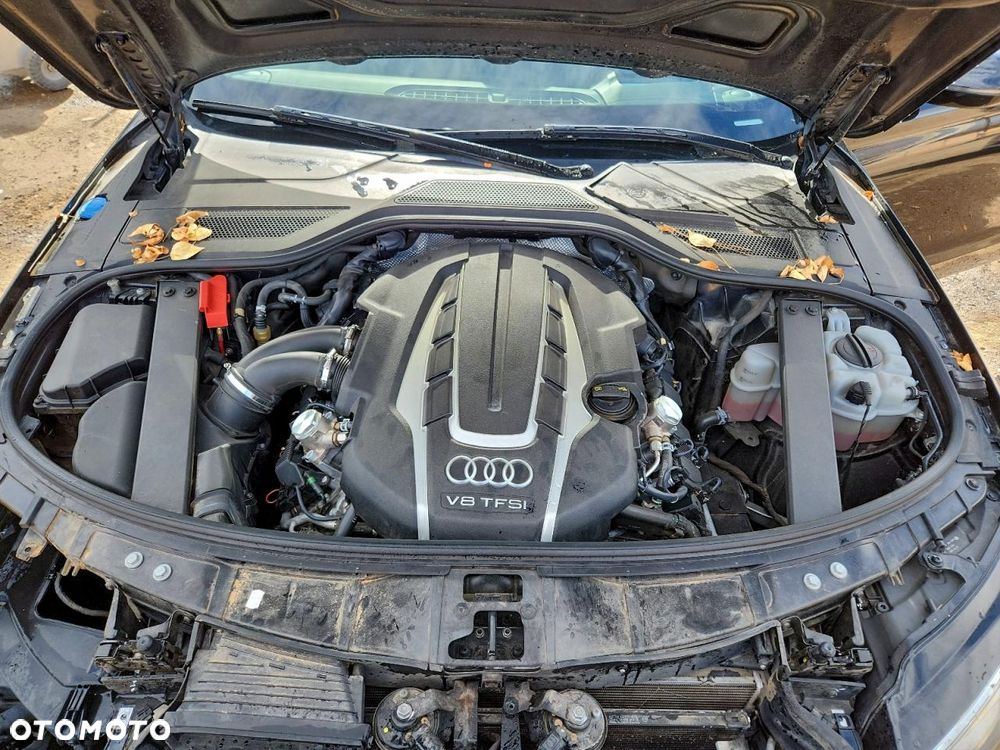 Audi A8 - 12