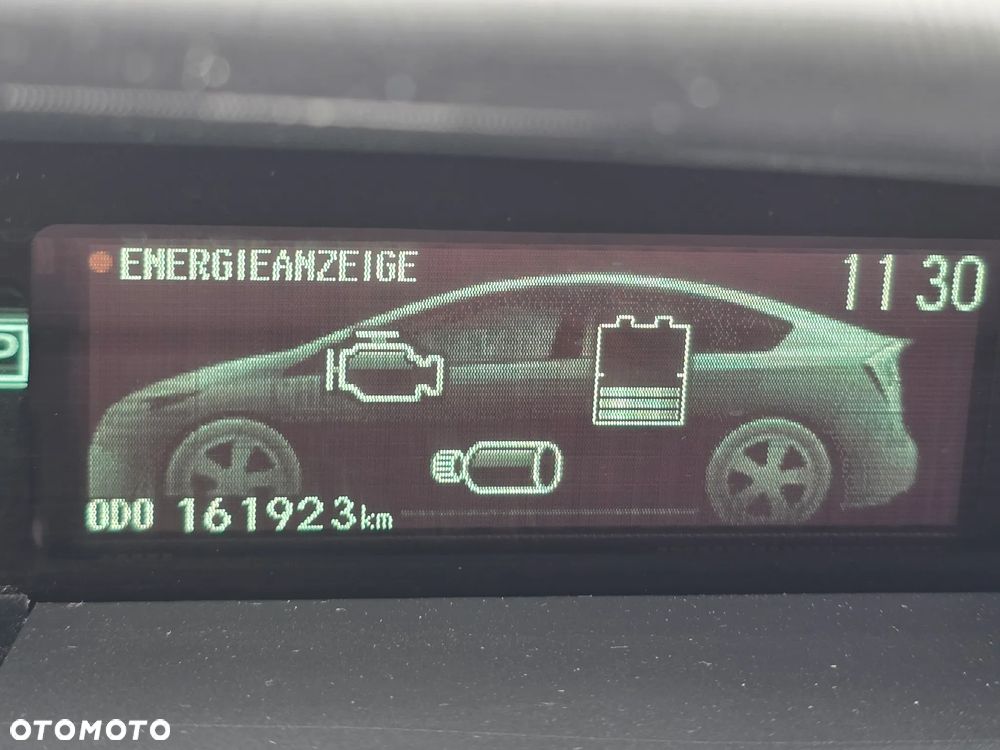 Toyota Prius - 8
