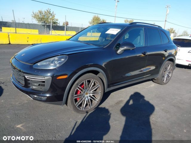 Porsche Cayenne - 10
