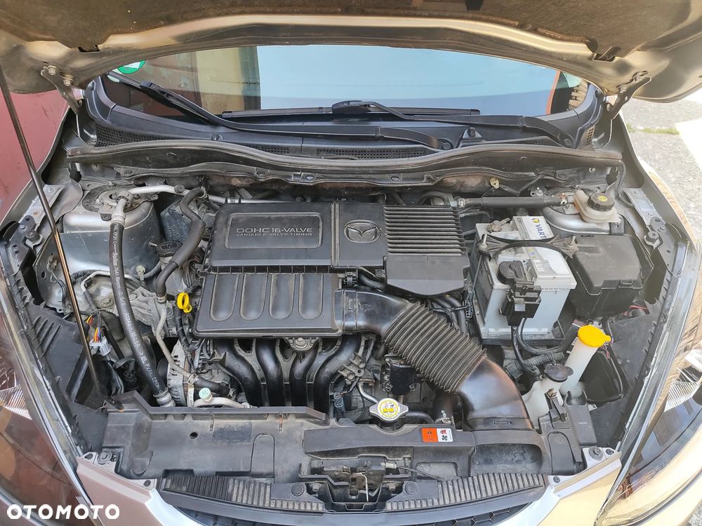 Mazda 2 1.3 Exclusive - 15