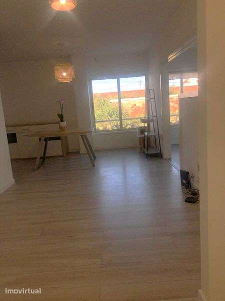 Apartamento T2 em Paços de Brandão - Grande imagem: 5/12
