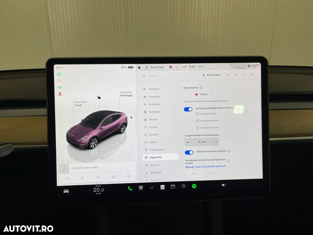 Tesla Model Y Long Range Dual Motor AWD - 28