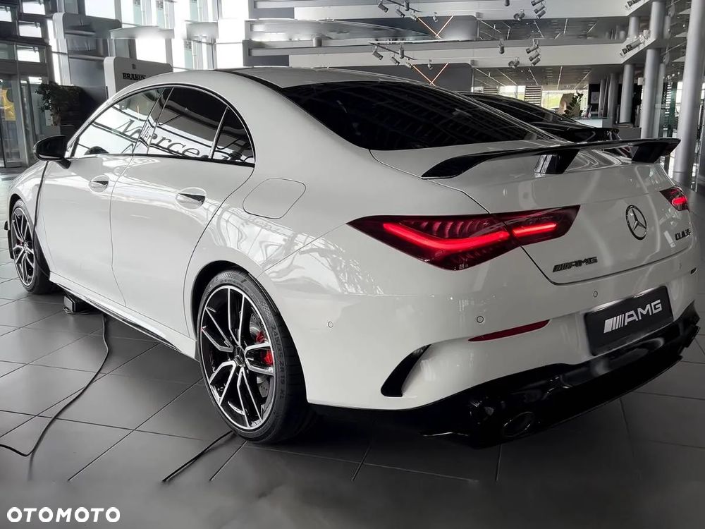 Mercedes-Benz CLA AMG 35 4-Matic 7G-DCT - 3