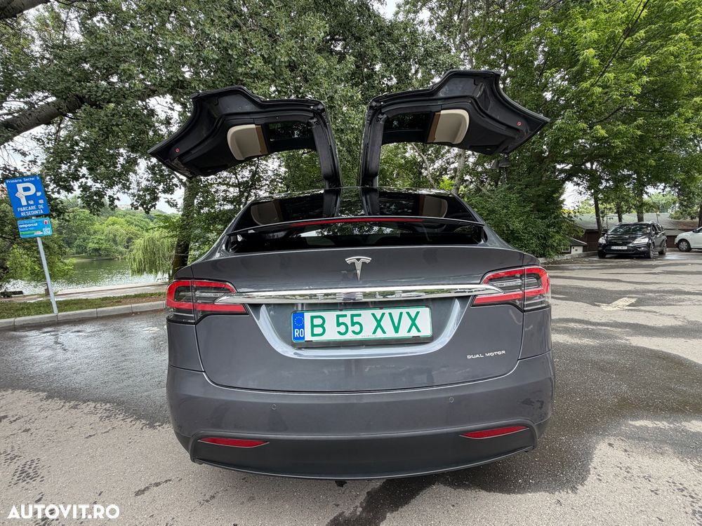 TESLA Model X 2020 — imagine 7