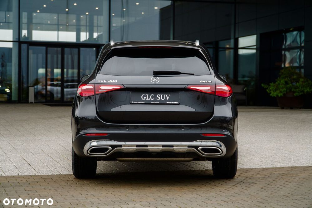 Mercedes-Benz GLC - 9
