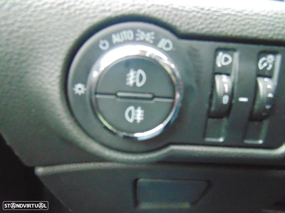 Opel Astra Sports Tourer 1.3 CDTi Executive S/S - 22