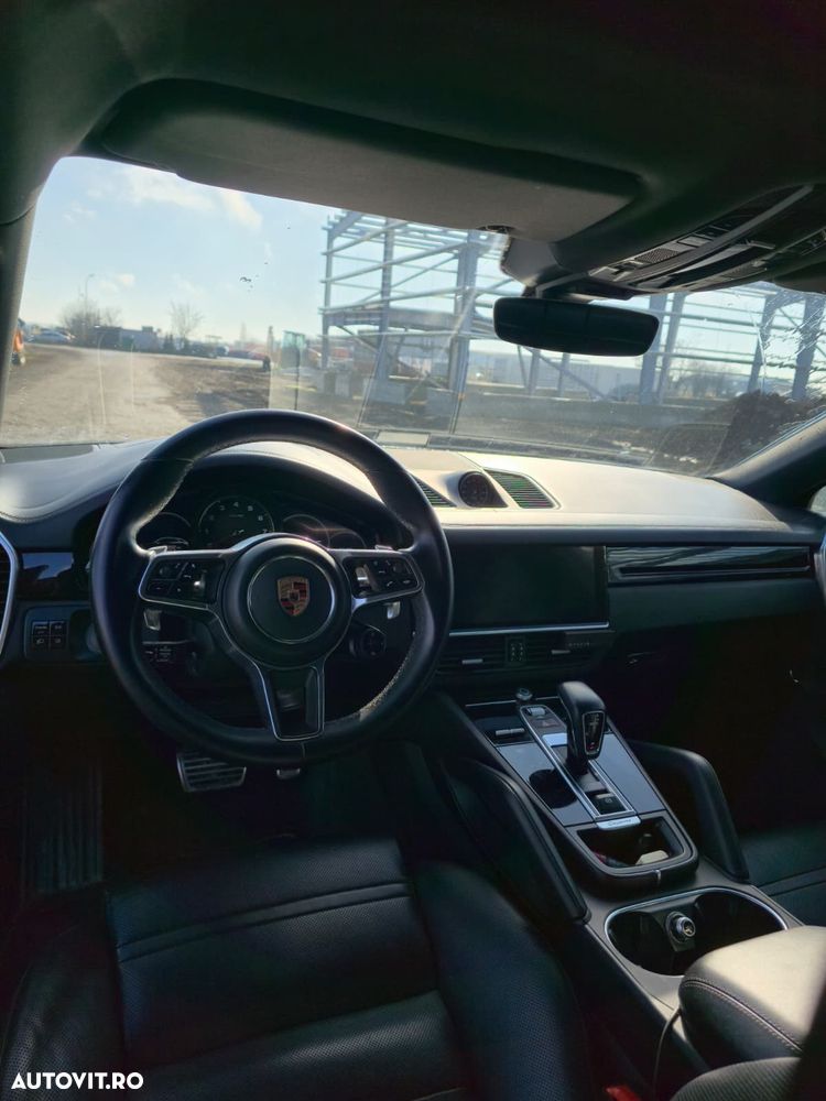 Porsche Cayenne S - 5