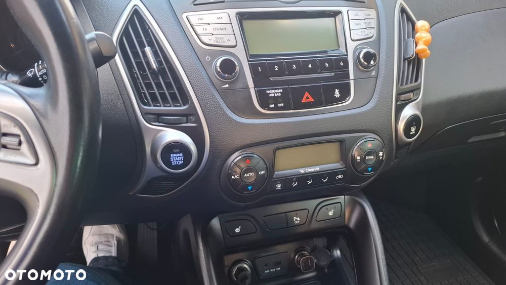 Hyundai ix35 2.0 2WD Style - 19