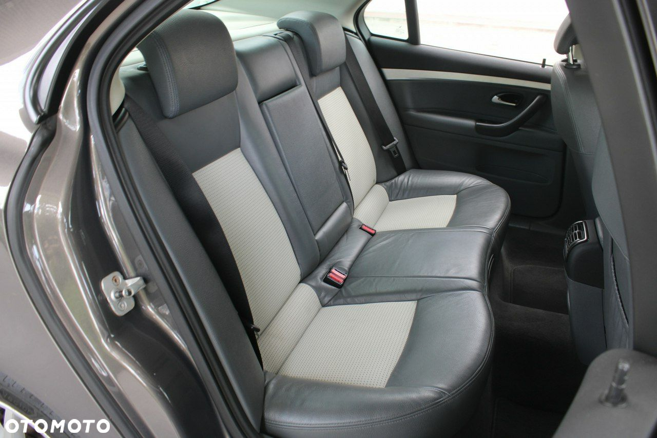 Saab 9-3 - 12