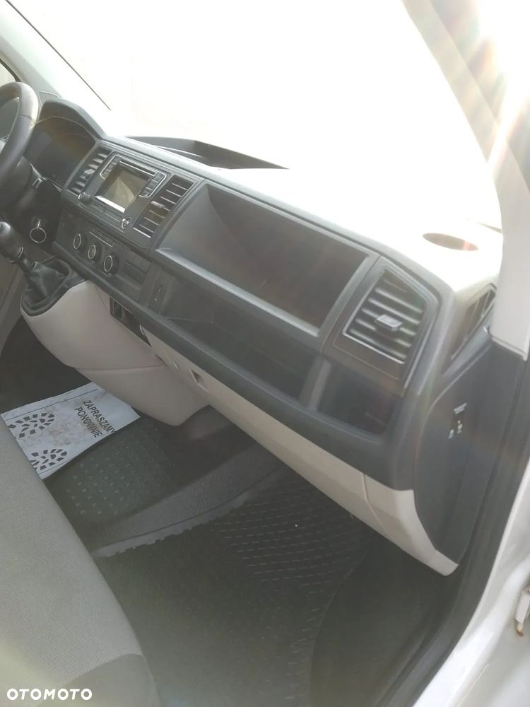 Volkswagen Transporter - 9