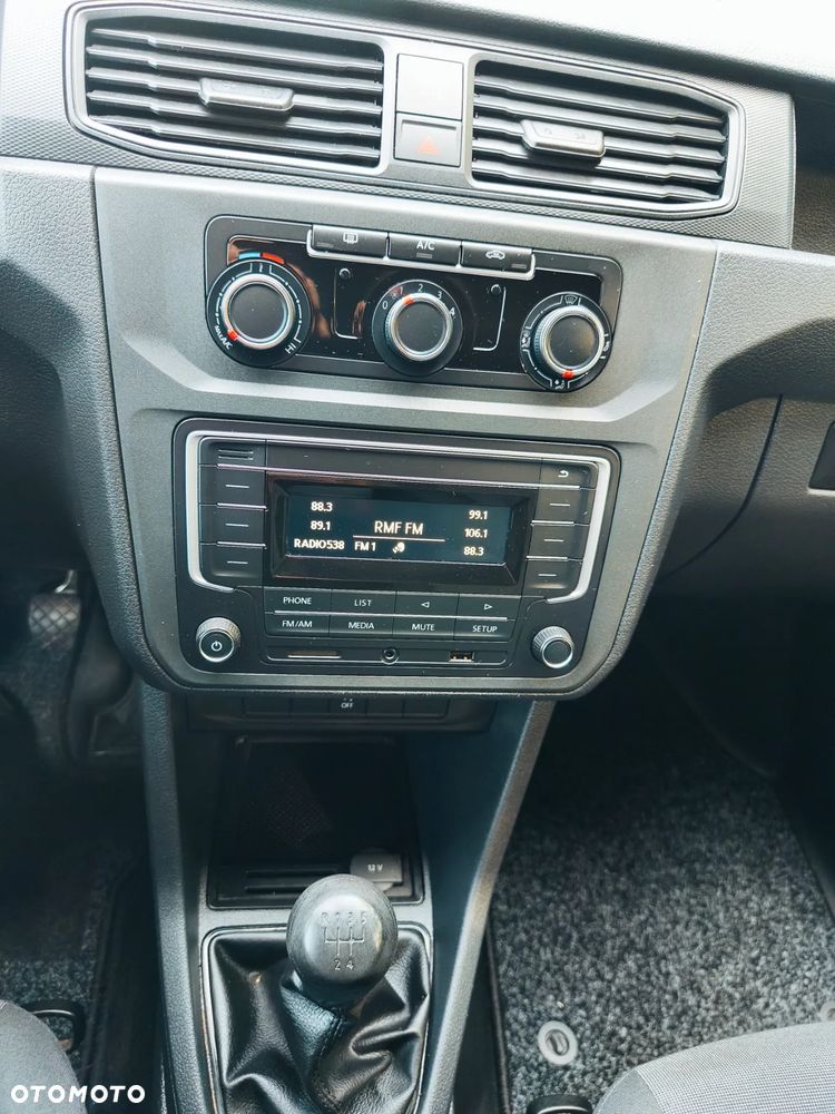 Volkswagen Caddy - 21