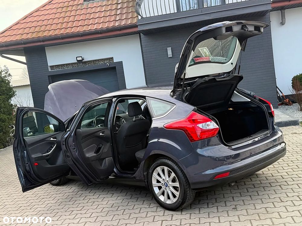 Ford Focus - 37