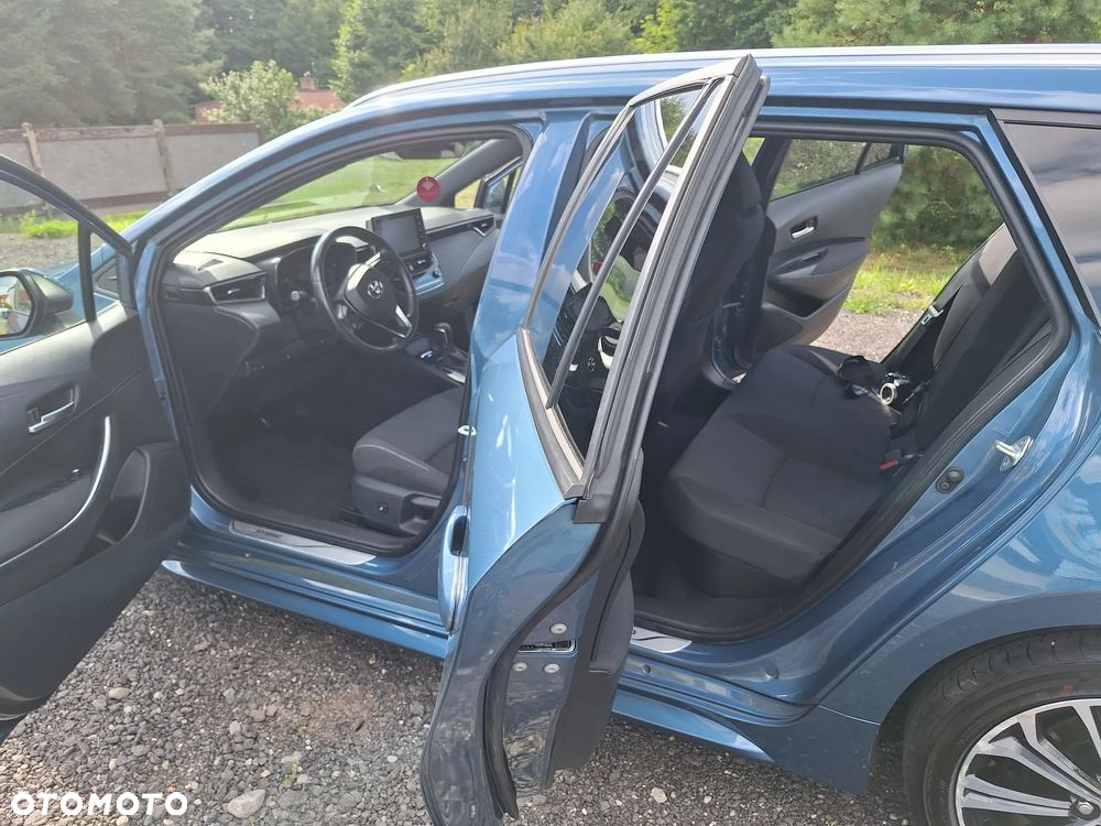 Toyota Corolla 2.0 Hybrid GR Sport - 36