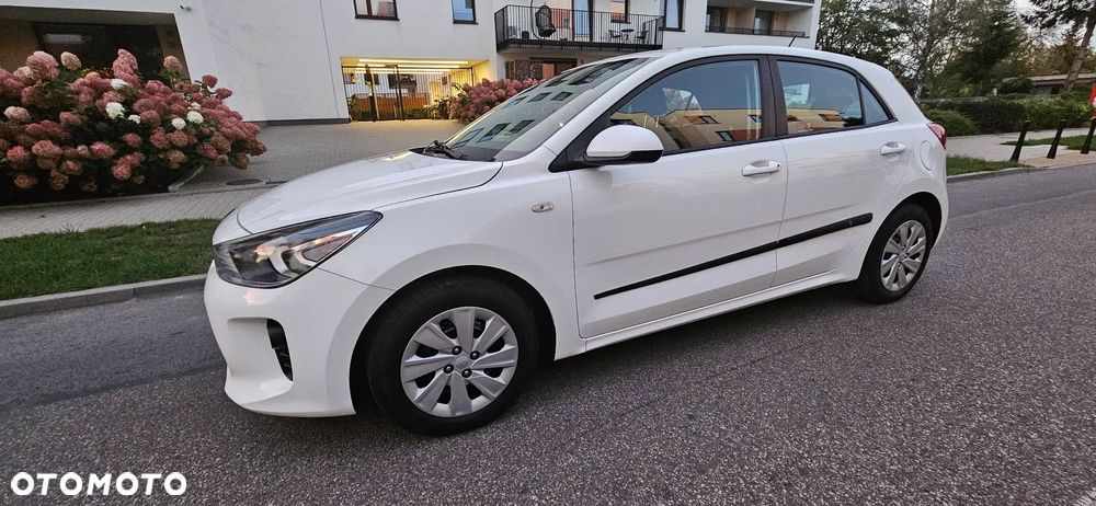 Kia Rio 1.4 L - 1