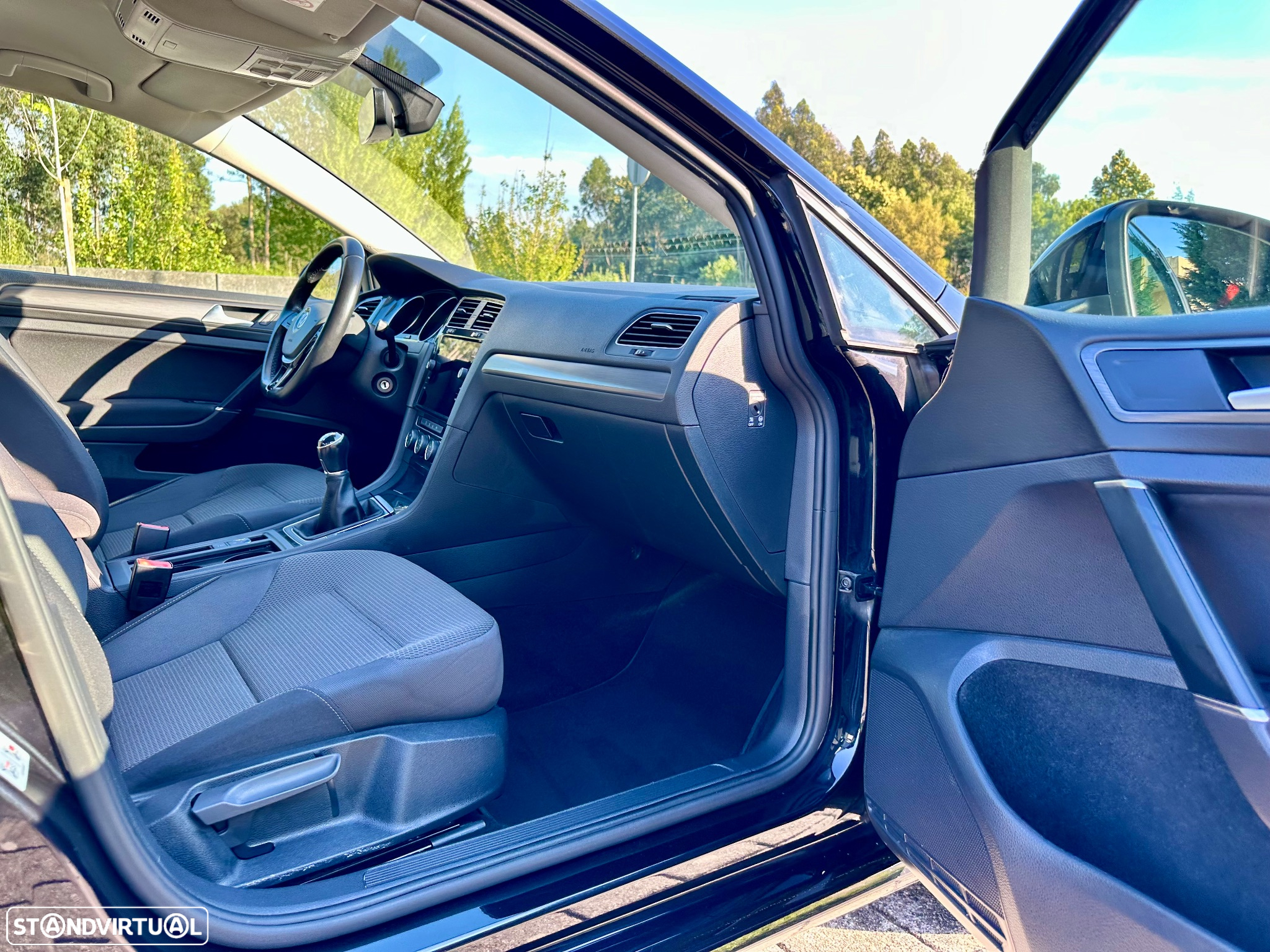 VW Golf 1.0 TSI Confortline - 28