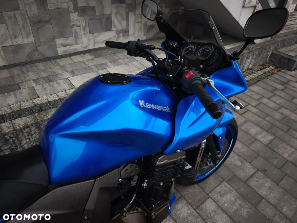 Kawasaki Z - 11