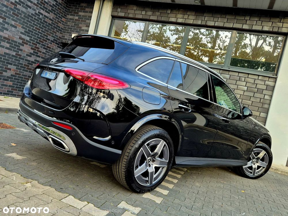 Mercedes-Benz GLC 200 4Matic 9G-TRONIC AMG Line Plus - 12