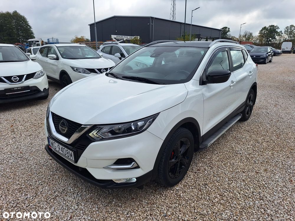 Nissan Qashqai 1.3 DIG-T SHIRO - 1