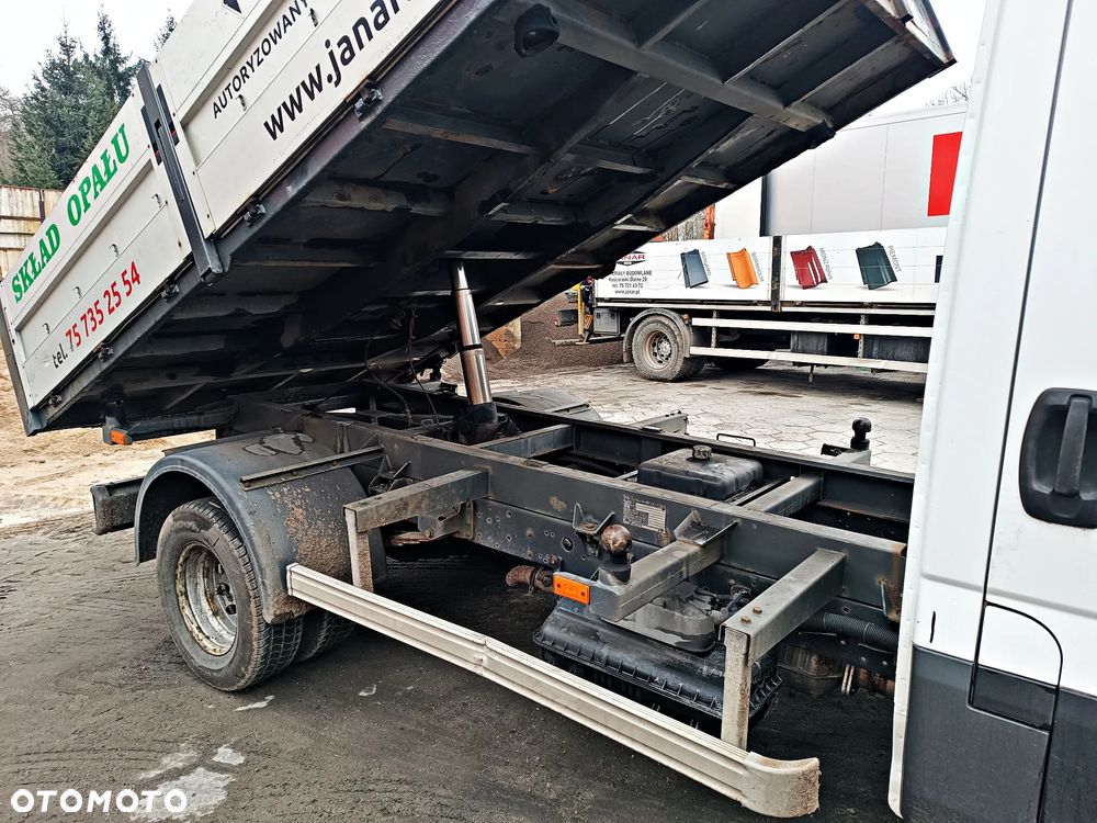 Iveco DAILY - 7