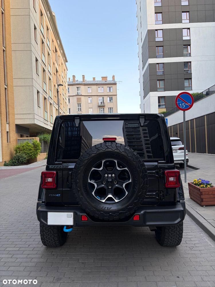 Jeep Wrangler - 12