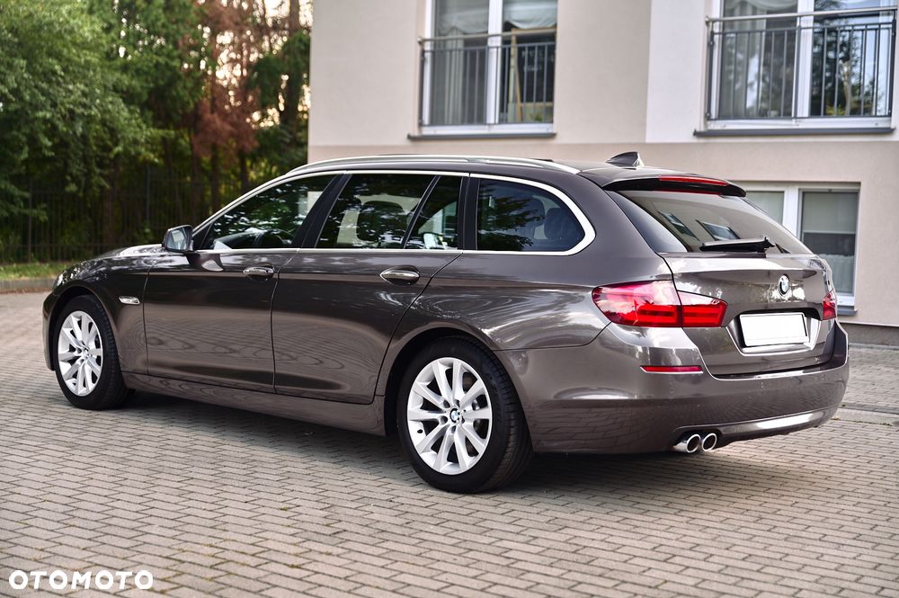 BMW Seria 5 520d - 14