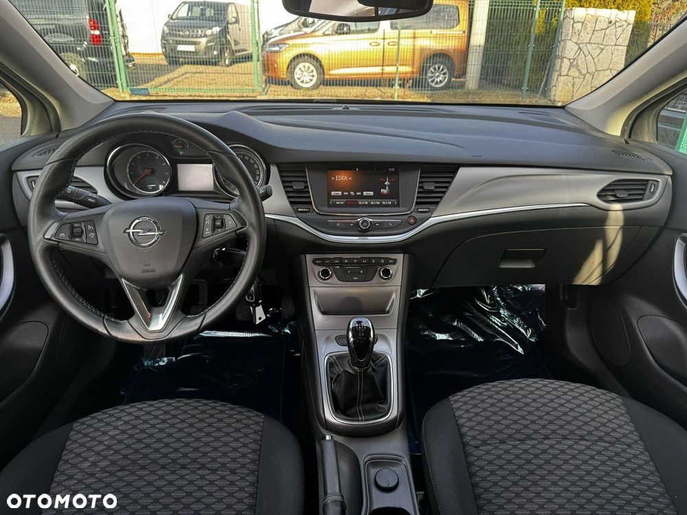 Opel Astra - 12