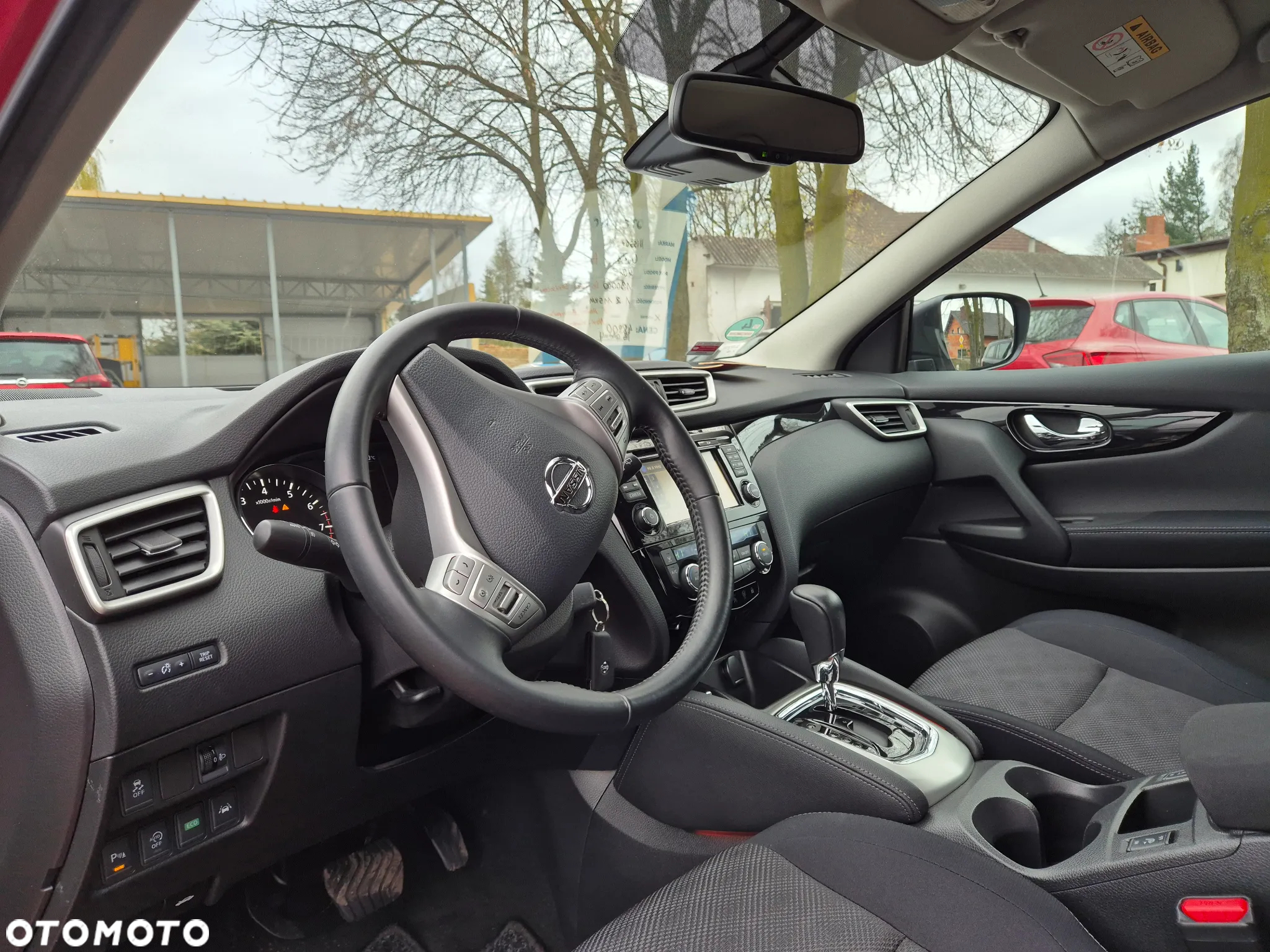 Nissan Qashqai 1.2 DIG-T N-Connecta Xtronic - 20