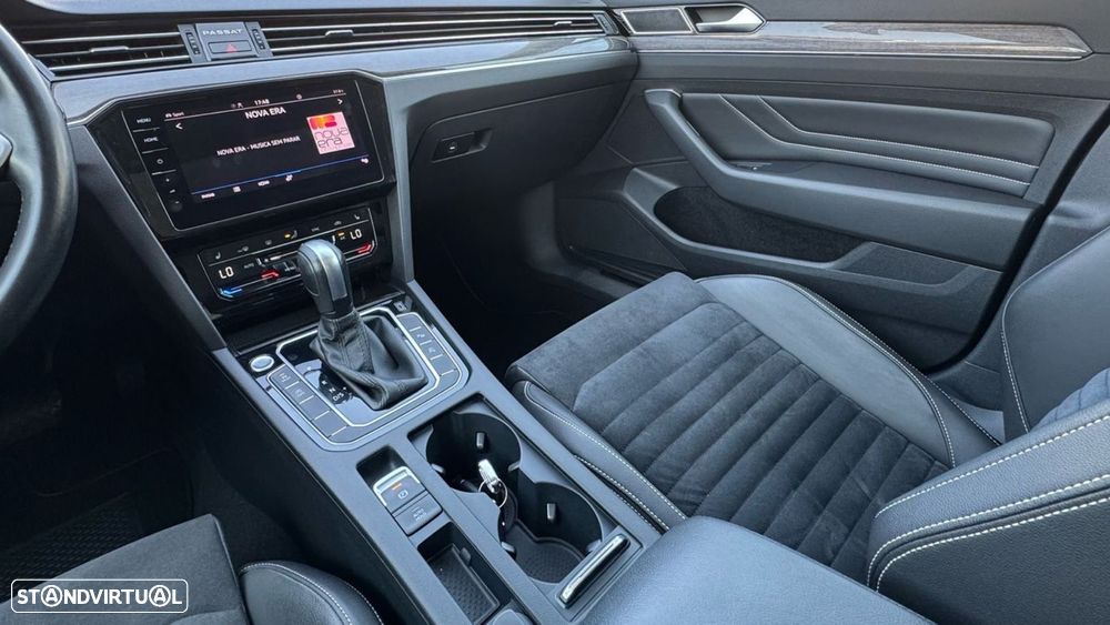 VW Passat Variant 2.0 TDi Business DSG - 16