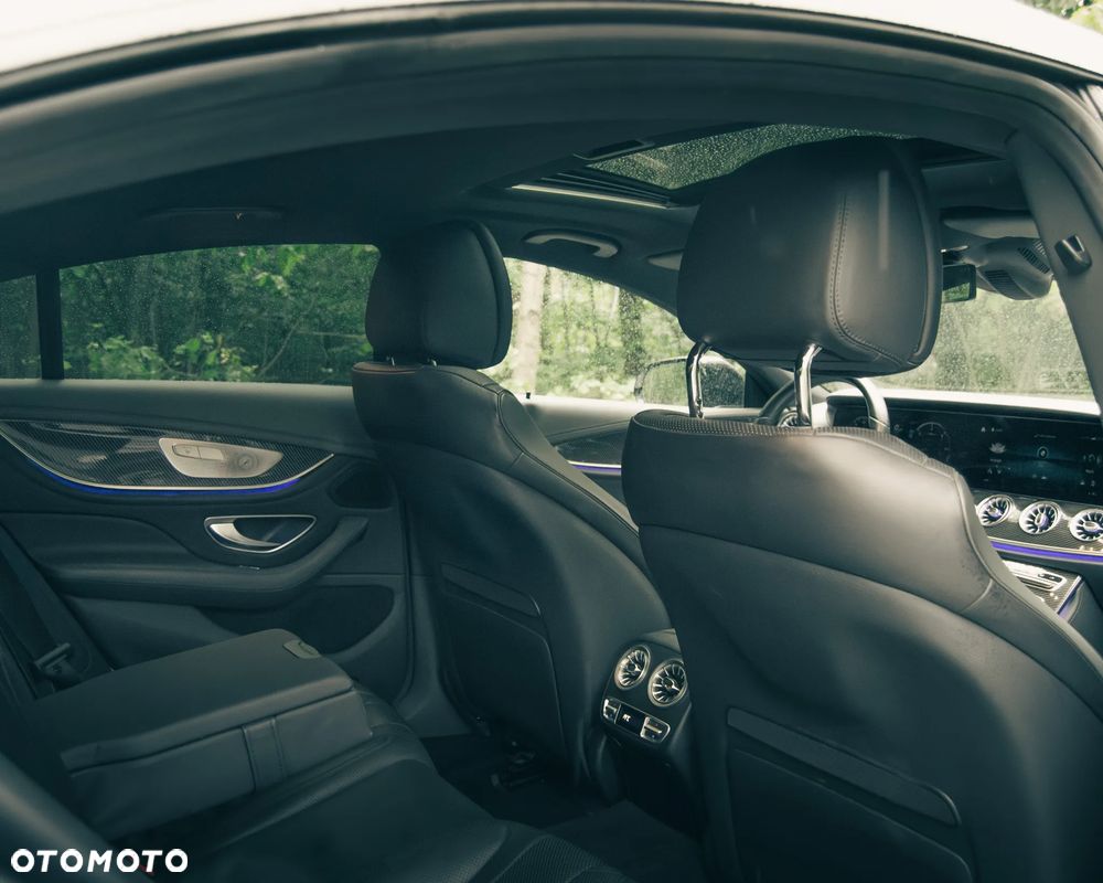 Mercedes-Benz CLS - 8